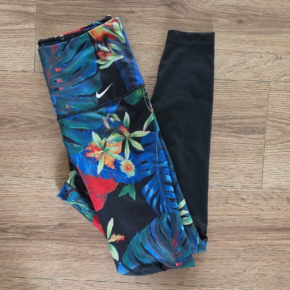 Nike Tropical Print Mesh-Panel Leggings, Size Small - Picture 3 of 6